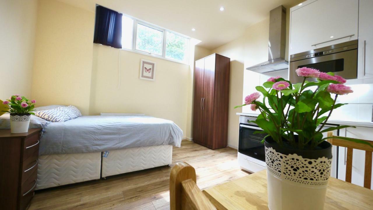 Accommodation London Exterior photo